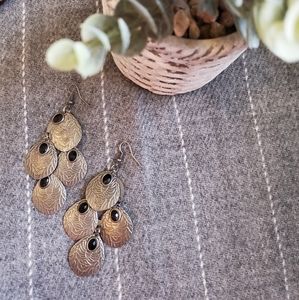 🤍 2 for 20 🤍 *vintage* dangling earrings